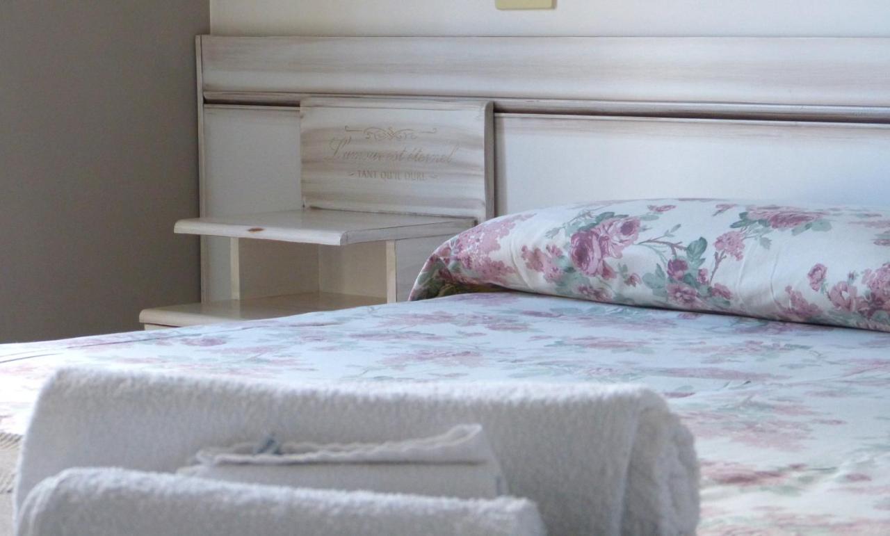 Hotel D'Annunzio Cattolica Eksteriør bilde