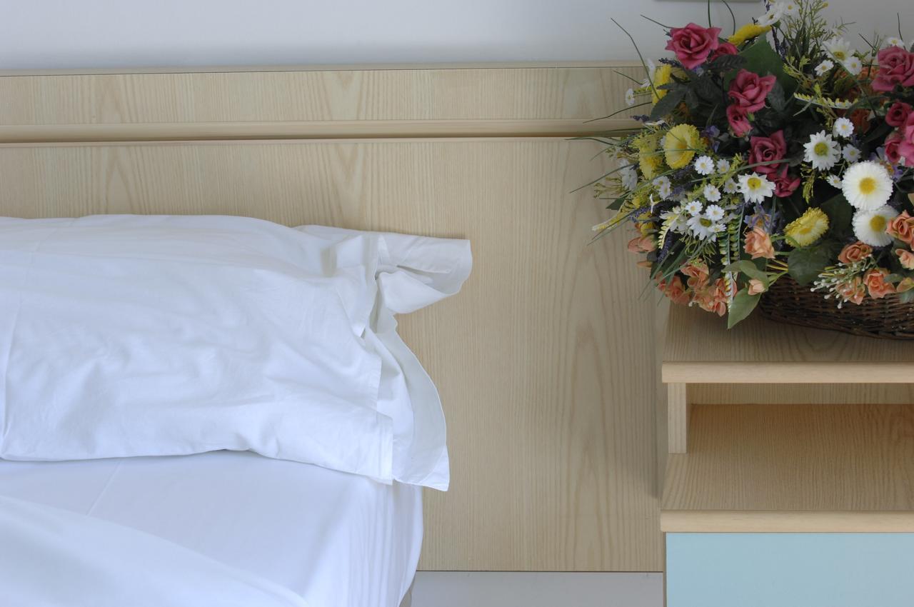 Hotel D'Annunzio Cattolica Eksteriør bilde