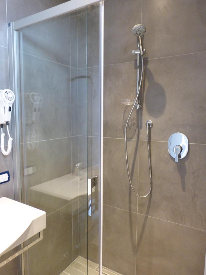 Hotel D'Annunzio Cattolica Eksteriør bilde