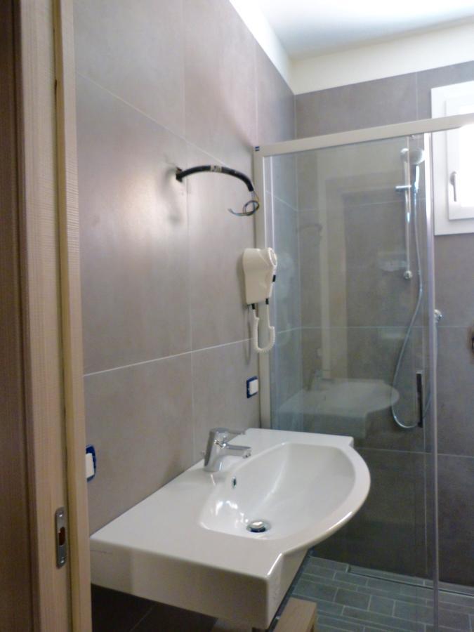 Hotel D'Annunzio Cattolica Eksteriør bilde