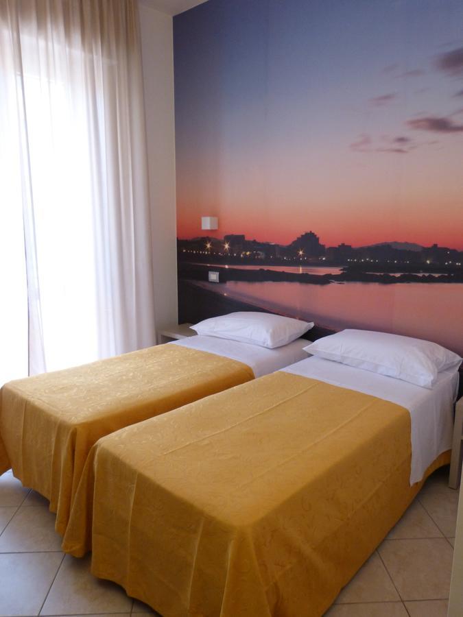 Hotel D'Annunzio Cattolica Eksteriør bilde